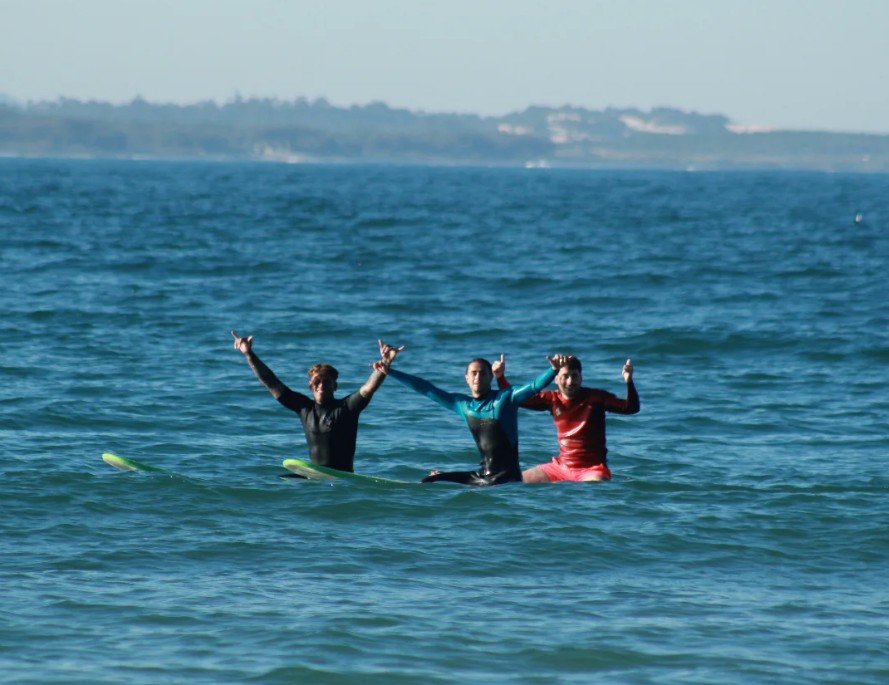 Aula de surf na Barra da Lagoa